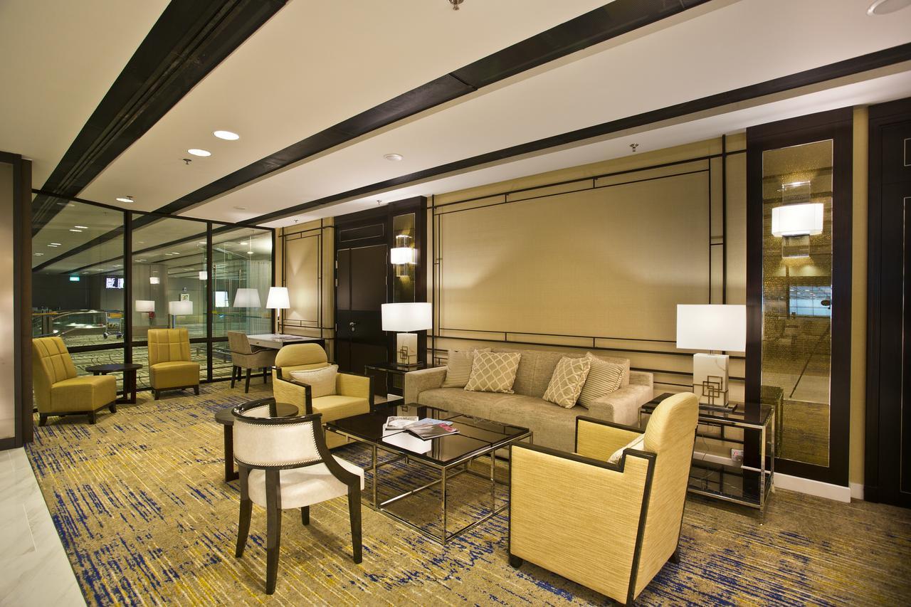 Ambassador Transit Hotel - Terminal 3 Singapore Exterior foto